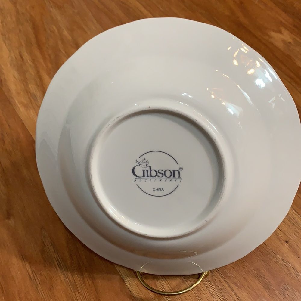 Gibson China Vintage Blue Rose Place Setting Gold Trimmed 5 Pieces Included - Picture 9 of 15